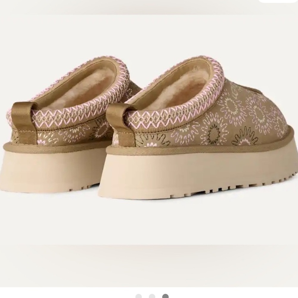 NUGG TAZZ SLIPPERS SUN STITCH MUSTARD SEED embroidered size 11 - Picture 2 of 9